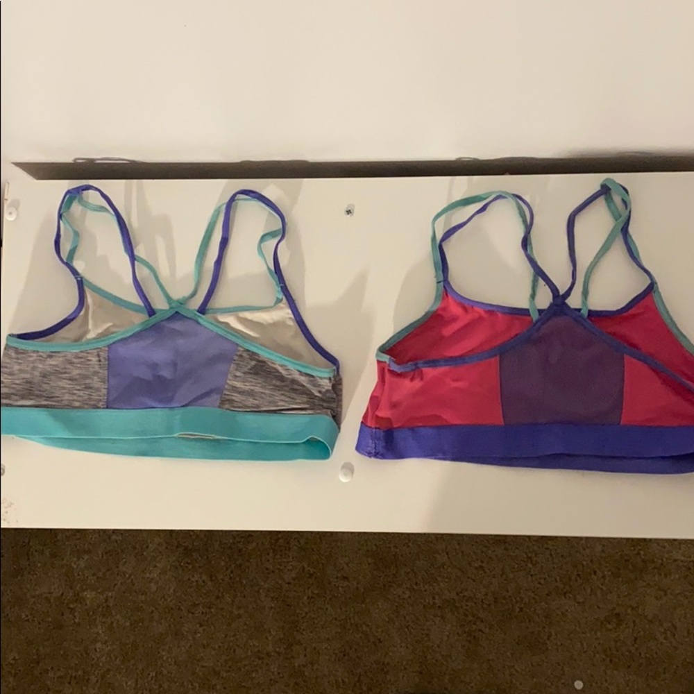 Sports bras - Picture 2 of 4